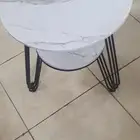 طاوله مستديره بيضاء 200 ريال