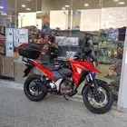 سوزوكي فيستروم ادفنتشر 250 2024 ماشي 8500 فقط. شنطة GIVI