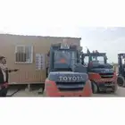 روافع شوكيه 4طن سفتي كامل موديل حديثه وبوم ترك للايجار