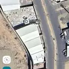 ارض تجارية عليها مستودعات بمساحة3852م2