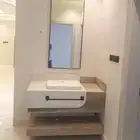السلام عليكم ورحمة الله وبركاته رخام صناعي ولا طبيعي ولا صنا