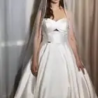 فساتين زواج وملكه وسهرات