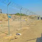 تسوير المزارع والأراضي وتركيب المستودعات والهناقر
