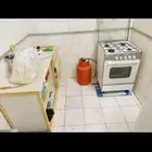 بوتجاز مع انبوبه للبيع حالته كالجديد استخدام بسيط