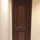 تصنيع ابواب خشب تناسب مع ديكور البيت