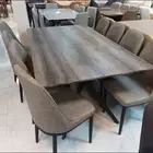 طاوله طعام