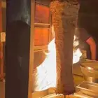 مطعم متنقل يجي لين عندكم