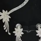 طقم زركون أبيض شبه جديد بحالة ممتازة ب80