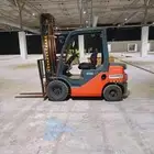 رافعه شوكيه للايجار فوركلفت للايجار رافعه للايجار وكرين ونش