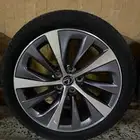 جنوط لكزس اصلي وكاله Ls500وبرضه يركب على لكزس 460