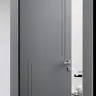 اي باب حديد موجود