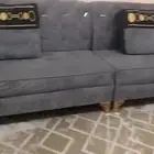 كنب وطاولة طعام ومكيف