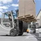 للإيجار فوركلفتات للإيجار رافعات شوكيه كهرباء