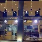 بوابة افتتاح المحلات شاملة الإضاءة