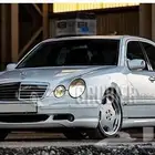 للبيع قطع مرسيدس ام عيون 2001 (صدام امامي وسمكات AMG)