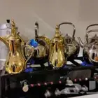 يوجد لدينا قهوجين وصبابين