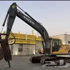 بكلين للايجار نجران وضواحيها هدم حفر تكسير سواق فني