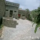 معلم حجر طبيعي