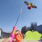 لعبة هوائية على شكل بغبغا