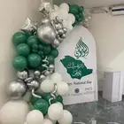 بلونات اليوم الوطني السعودي بأيدي مصرية وسعر ولا في الخيال