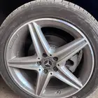 جنوط مرسيدس E300 2017 AMG مع كفرات نظيفه