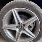 جنوط مرسيدس E300 2017 AMG مع كفرات نظيفه