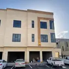 للبيع فيلا فاخرة مع محلين تجارية