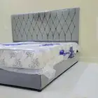 سرير مع مرتبه  توصيل