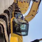 بوكلينات CATERPILLAR