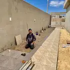مبلط سيراميك ورخام تكسير وتركيب جدران وارضيات خبره ودقه في ا