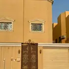 فيلا للايجار فخمه تشطيب فاخره