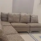 كنب ثلاثه متر في مترين مستخدم نظيف مافيه ولا اي عيب