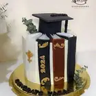 كيكة تخرج بتصميم أنيق