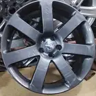 جوجد لدينا جنوط كليزلرSRT مقاس 20اصلي وكالة