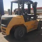 رافعات شوكيه فواركلفت للايجار 0508119399