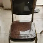 طاولات وكراسي