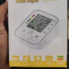 جهاز قياس ضغط الدم