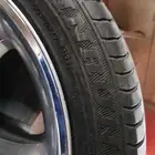 جنوط دوج اصلي وكاله مع كفراتها وجنوط يكون مقاس 20