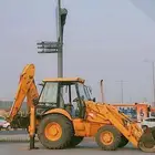 بتاجر رافعات شوكيه فور كلفت وكرينات وسطحات ونش وجميع المعدات