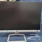 ثلاثة أجهزة كمبيوتر I7 مع شاشة 24 بوصه للبيع