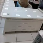 أثاث مكتبي