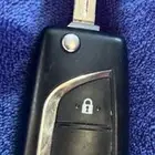 السلام عليكم عندنا مفتاح هايلوكس للبيع