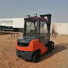 Forklifts for daily weekly and monthly rent