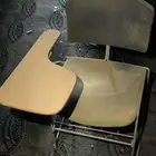 كراسي بطاولة للتعليم