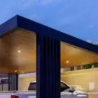 مظلات وسواتر