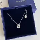 عقد الأناقة الأزلي من سواروفسكي  ي جس د هذا العقد