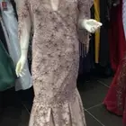 فستان نسائي