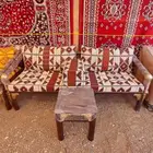 طاولات وكراسي