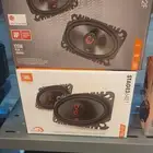 جميع انواع سماعات جي بي ال تتوفر لدينا