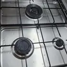 فرن ارستون للبيع ب250 يحتاج صيانه لبعض العيون والي تحت مايش